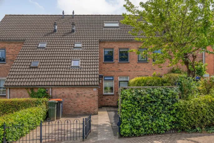 Tussenwoning te koop: Van Harenmarke 26, Oldenelerlanden-Oost Zwolle