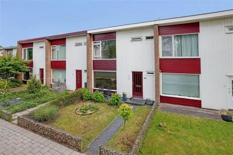 Tussenwoning te koop: van Heemskerckstraat 48, Noorderpark Hoogezand
