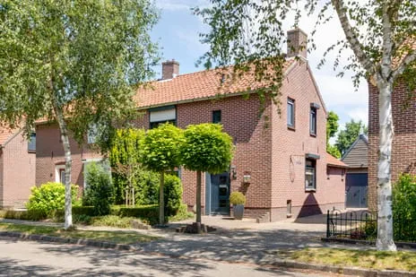 Twee-onder-één-kap te koop: van Heijdenstraat 36, Lichtenvoorde