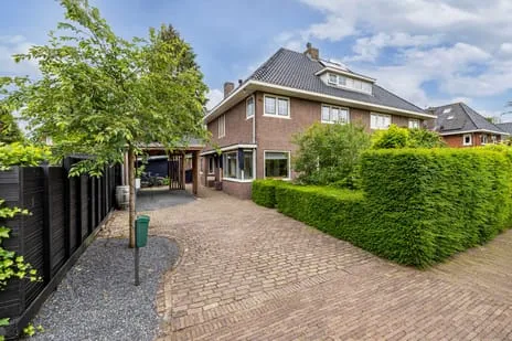 Twee-onder-één-kap te koop: Van Hogendorplaan 10, Westereng Huizen