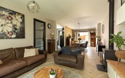 Hoekwoning te koop: Van Hogendorplaan 11, Staatsliedenkwartier Hilversum
