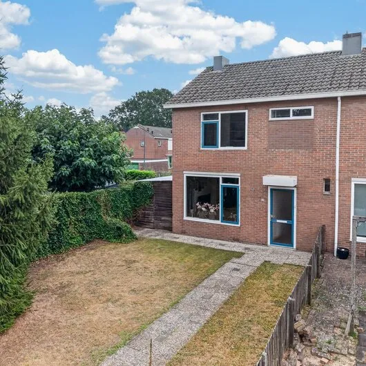 Hoekwoning te koop: Van Hogendorpstraat 17, Veenoord
