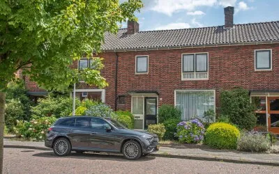 Tussenwoning te koop: Van Hogendorpstraat 3, Walhof-Roessingh Enschede