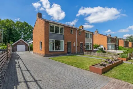 Twee-onder-één-kap te koop: van Holthe tot Echtenstraat 10, Wilhelminaoord Wilhelminaoord