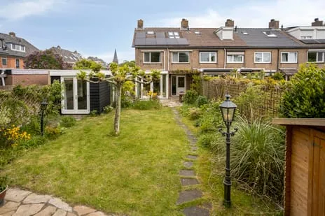 Hoekwoning te koop: Van Hoockerkenstraat 15, Centrum-Zuid Castricum