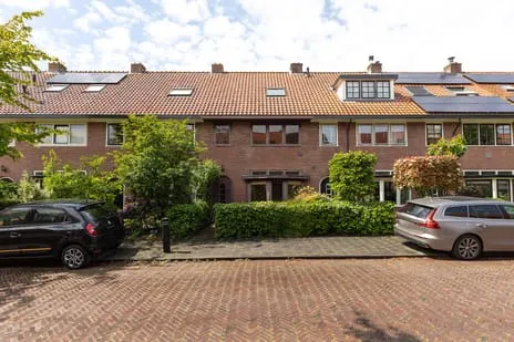 Tussenwoning te koop: Van Hoornstraat 36, Staatsliedenkwartier Hilversum