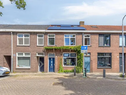 Tussenwoning te koop: Van Kinschotplein 20, Hoefstraat Zuid Tilburg