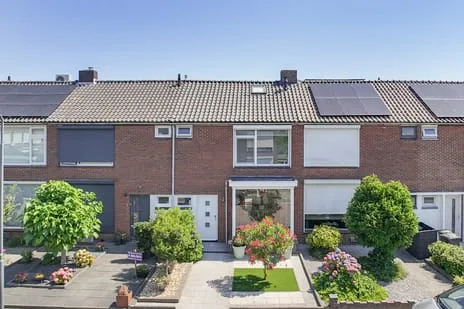 Tussenwoning te koop: Van Kinschotstraat 7, Leijsenakkers Oosterhout (Nb)