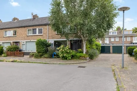 Hoekwoning te koop: Van Kleffenslaan 52, Kanaleneiland-Noord Utrecht