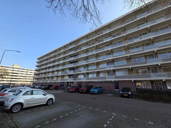 Home for rent: Van Kleffensplantsoen, Noord-Hofland Voorschoten