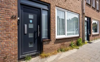 Terraced house for sale: Van Koetsveldstraat 44, Laakkwartier-West 'S-Gravenhage