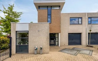 Tussenwoning te koop: Van Leeuwenhoeklaan 11, Hulsdonk Roosendaal