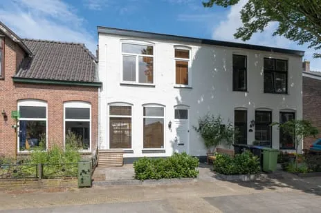Tussenwoning te koop: Van Leeuwenhoekstraat 3, Geuzenbuurt Hilversum