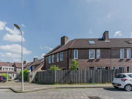 Tussenwoning te koop: van Leeuwenhoekstraat 33, Schoonvelde-West Hoogeveen
