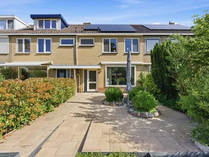 Tussenwoning te koop: Van Lennepstraat 72, Schrijversbuurt Alblasserdam