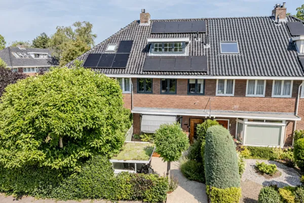 Tussenwoning te koop: van Lijndenlaan 29, Ministerpark Naarden