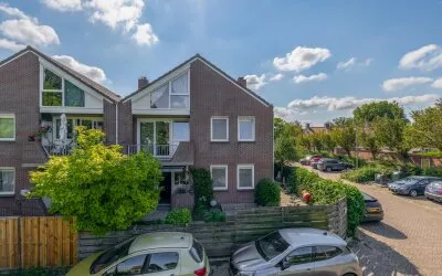 Appartement te koop: Van Limburg Stirumlaan 18, Staatsliedenbuurt Hillegom