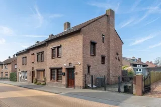 Hoekwoning te koop: Van Limburg Stirumstraat 23, Heerlen