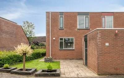 Hoekwoning te koop: Van Limburg Stirumware 29, Ittersumerlanden Zwolle