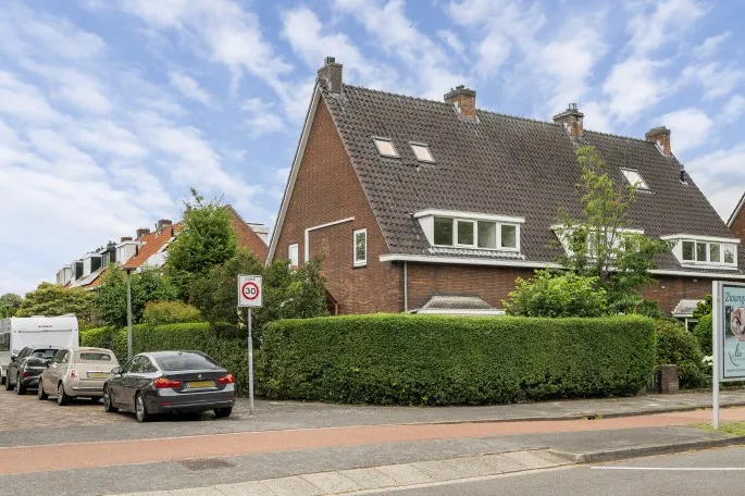 Hoekwoning te koop: van Linden van den Heuvellsingel 21, Babberspolder Noord Vlaardingen