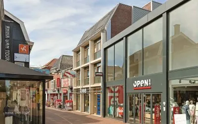Apartment for sale: Van Mandersloostraat 43C, Van Boetzelaerstraat Alphen Aan Den Rijn