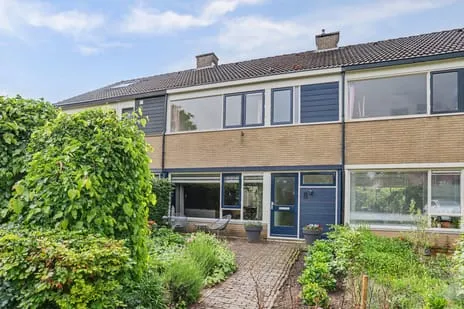 Tussenwoning te koop: van Nagellplein 8, Dorp Warnsveld Warnsveld