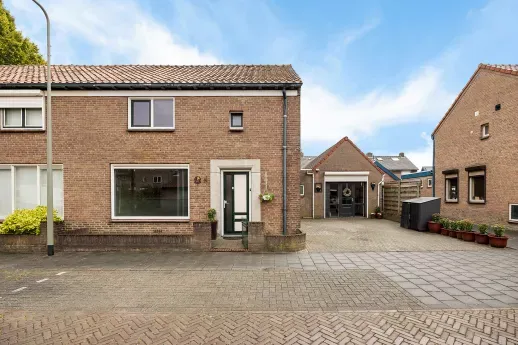 Twee-onder-één-kap te koop: Van Nesstraat 5, Oss