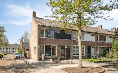 Hoekwoning te koop: van Norenburchstraat 1, Mensfort Eindhoven