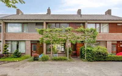 Tussenwoning te koop: van Norenburchstraat 17, Mensfort Eindhoven