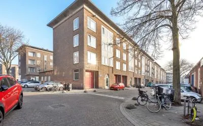 Appartement te koop: Van Oestendestraat 37C, Carnisse Rotterdam