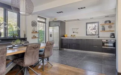 Hoekwoning te koop: van Ostade 1, Zwartenhoek Monster