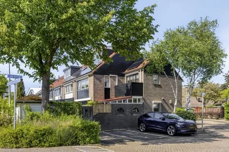 Hoekwoning te koop: van Ostade 1, Zwartenhoek Monster