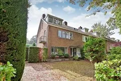 Hoekwoning te koop: Van Ostadelaan 26, Naarden