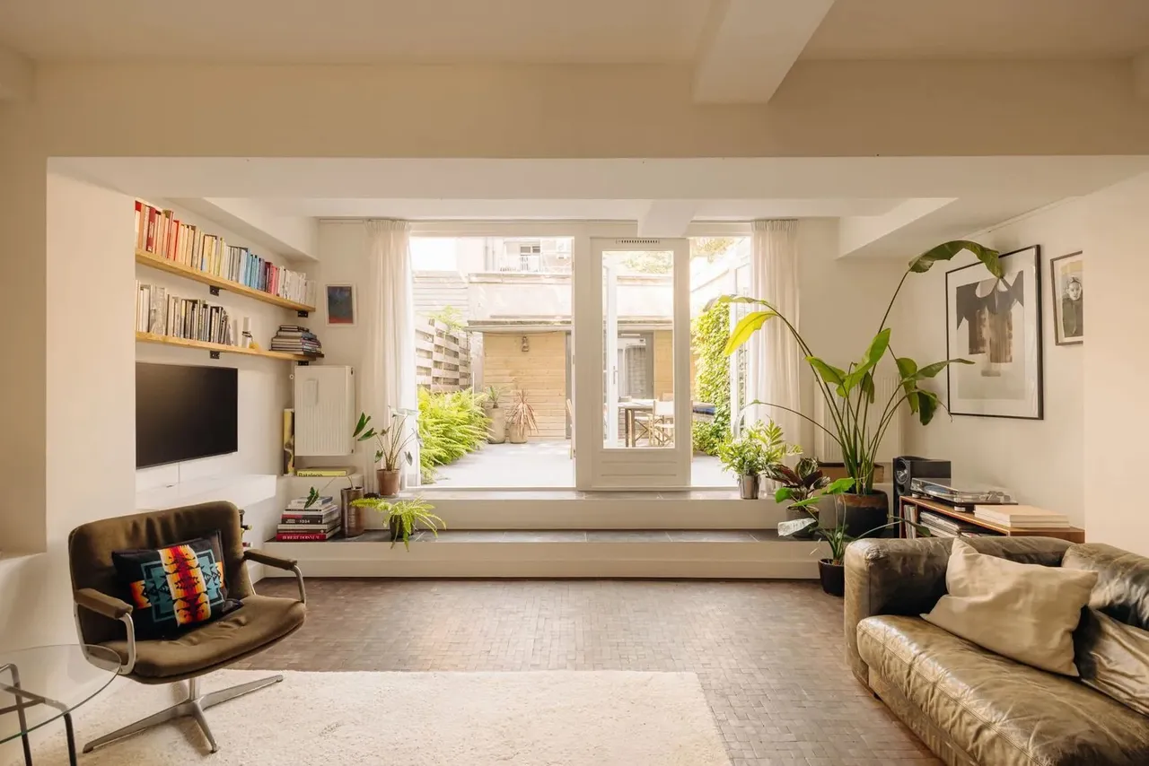 Appartement te koop: Van Ostadestraat 139O, Lizzy Ansinghbuurt Amsterdam