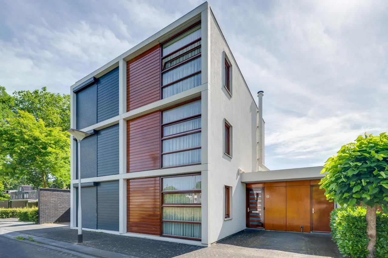 Tussenwoning te koop: Van Otterloostraat 4, Tilburg