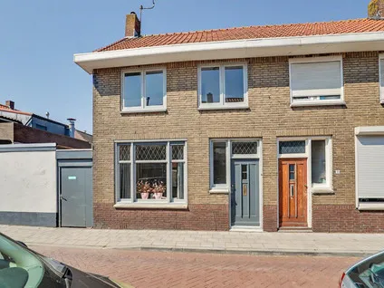 Twee-onder-één-kap te koop: van Randwijckstraat 8, Yerseke - Kern Yerseke