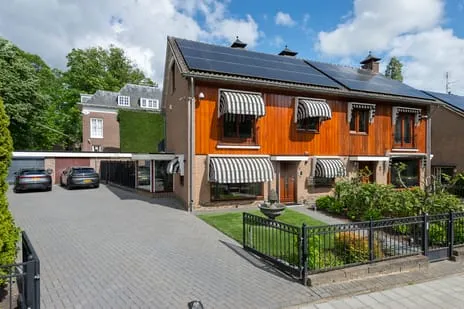 Twee-onder-één-kap te koop: Van Remagenlaan 1, Paasberg Arnhem