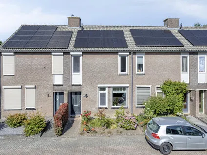 Tussenwoning te koop: Van Renessestraat 21, Sevenum Sevenum