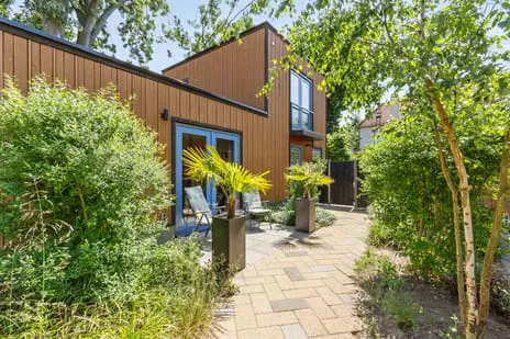 Hoekwoning te koop: Van Riebeeckweg 44, Arenaparkkwartier Hilversum