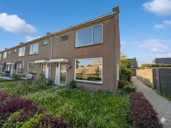 Hoekwoning te koop: Van Roozendaalstraat 32, Slothuis Spanbroek