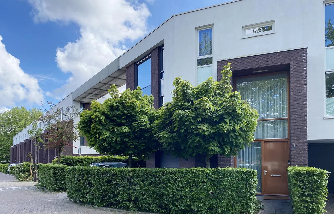 Hoekwoning te koop: van Royenstraat 19, Voorburg