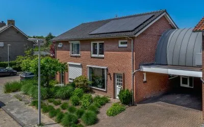 Tussenwoning te koop: Van Ruusbroecstraat 22, Nuenen-Noord Nuenen