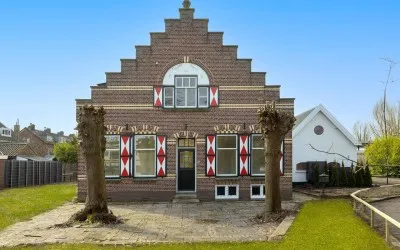 Vrijstaande woning te koop: van Ruysdaellaan 1, Verzetsheldenwijk Leidschendam