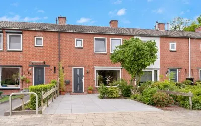 Tussenwoning te koop: van Ruysdaelstraat 6, Bloemen-Schilderswijk Nijverdal