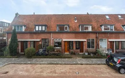 Tussenwoning te koop: Van Saenredamstraat 31, Westerkwartier Delft