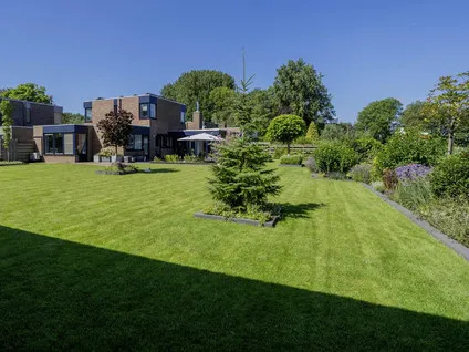 Corner house for sale: van Santenlaan 20, Heemradenbuurt Heerhugowaard