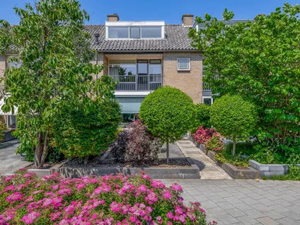 Tussenwoning te koop: Van Staverenstraat 27, Reeuwijk-Brug-Zuidwest Reeuwijk