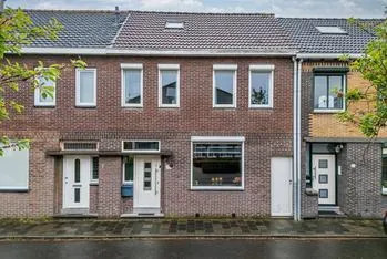 Tussenwoning te koop: van Stockhemstraat 9, Vastenavondkamp-Zuid Venlo