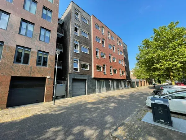Studio te huur: van Swietenstraat 8R, Leeuwarden