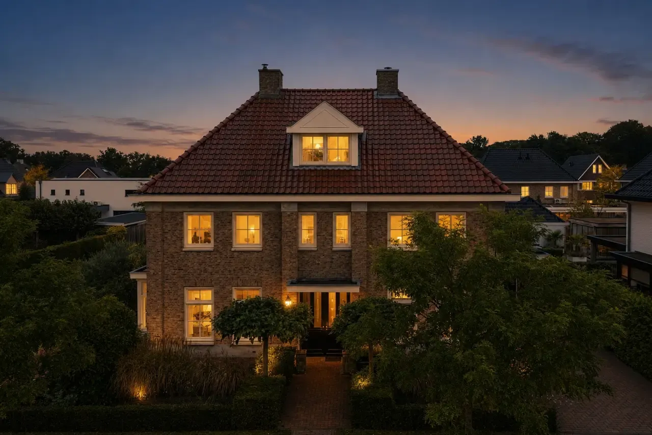 Vrijstaande woning te koop: Van 't Hofflaan 10, Almelo